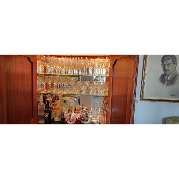 Mueble de Bar en Caoba Marquetería 