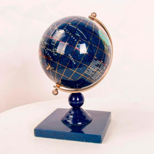 Escultura de bola del mundo