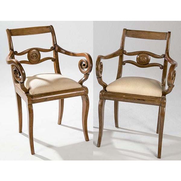 Pareja de sillas de caoba españolas españolas, primera mitad siglo XIX