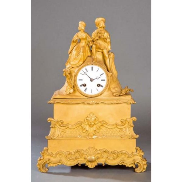 Reloj de bronce dorado francés, primer cuarto del siglo XIX