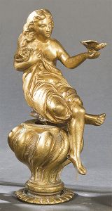 Figura de bronce dorado
