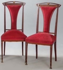Pareja de sillas de caoba modernistas, h. 1900